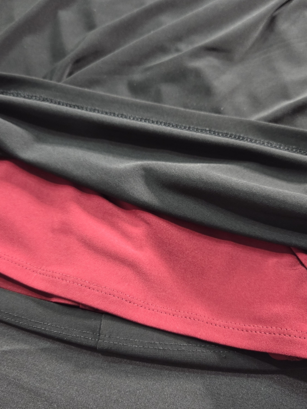 Chaps Black and Burgundy Boatneck Colorblock Midi Dress 3/4 Sleeve Small - Picture 8 of 10